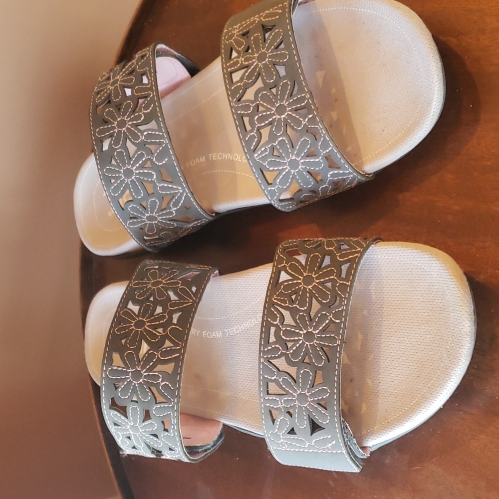 JBU Sandals